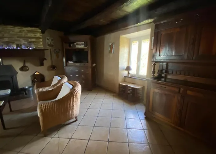 بيت للعطل Domaine Du Plan Del Poux Gite Rural Combret