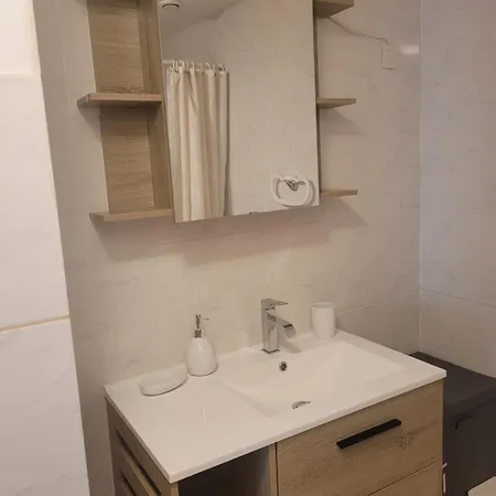 Domaine Du Plan Del Poux Gite Rural * Combret